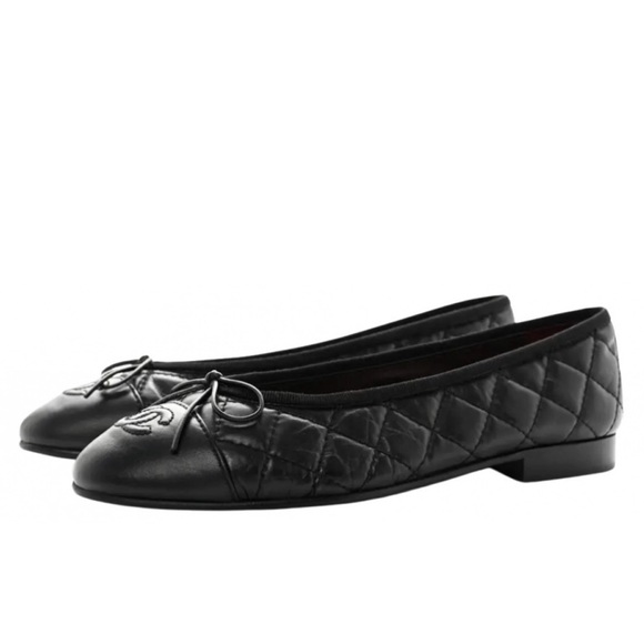 CHANEL Shoes - Chanel Ballerina flat size 40